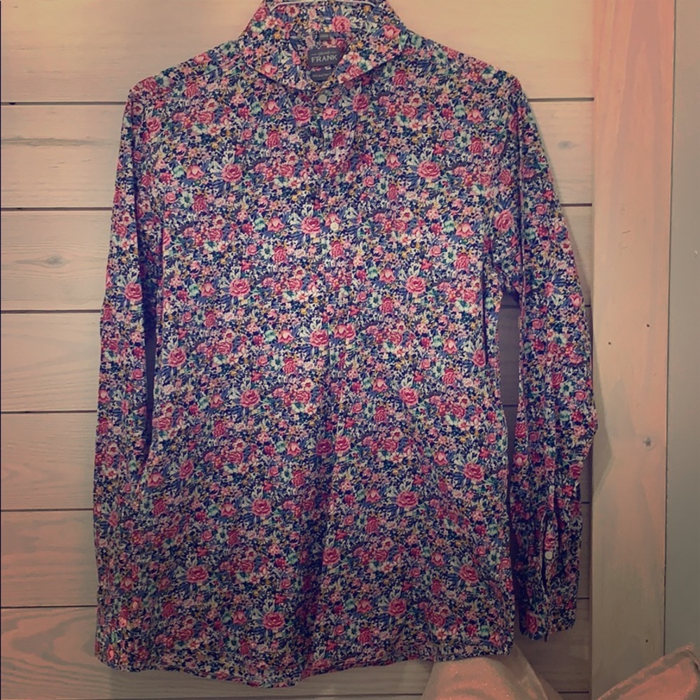 Men’s button down dress shirt